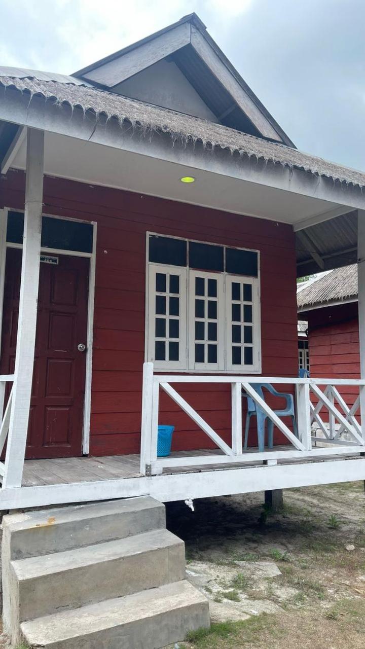 Perhentian - Fauna Beach Kampung Kuala Besut Esterno foto